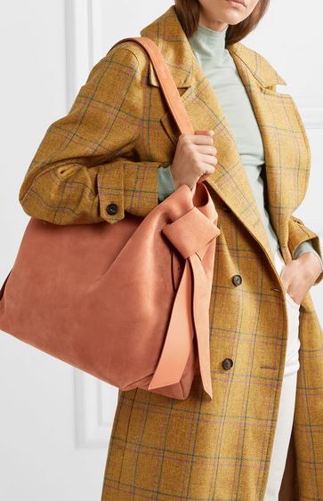 Top 5 Gifts for the bag lover this holiday season 