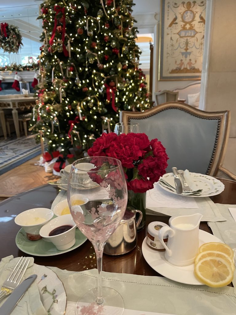 Holiday Afternoon Tea At The Peninsula 